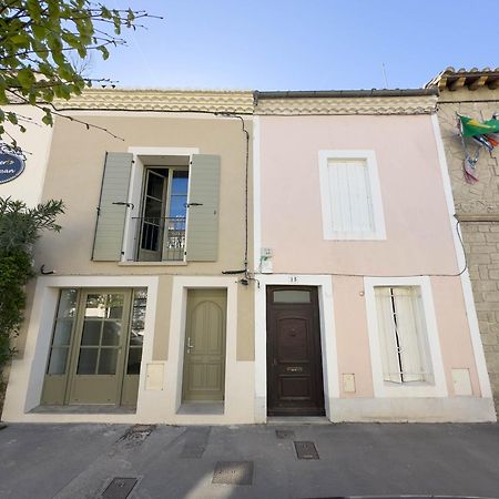 Les Suites Du 13 Aigues-Mortes Bagian luar foto