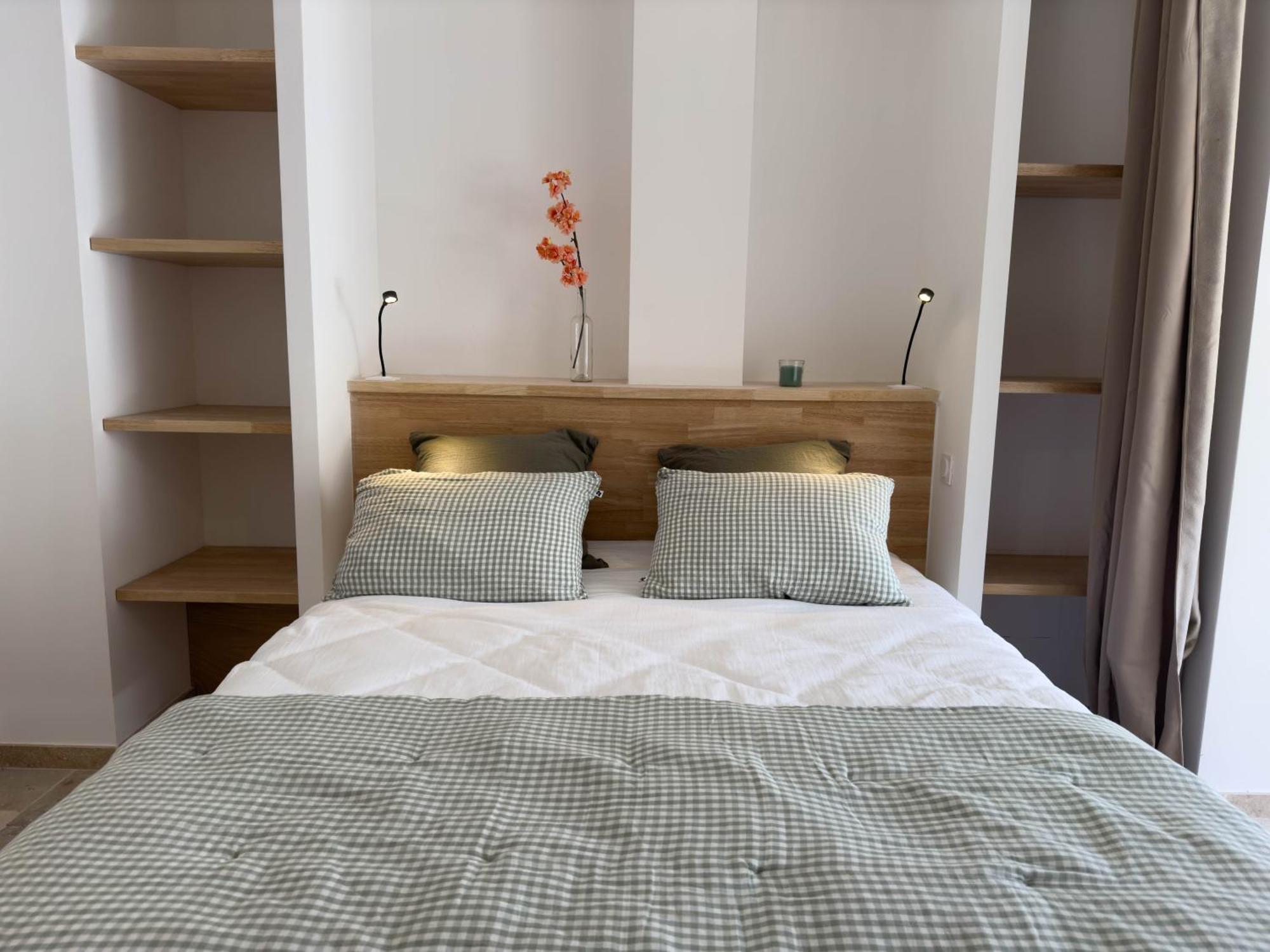 Les Suites Du 13 Aigues-Mortes Bagian luar foto