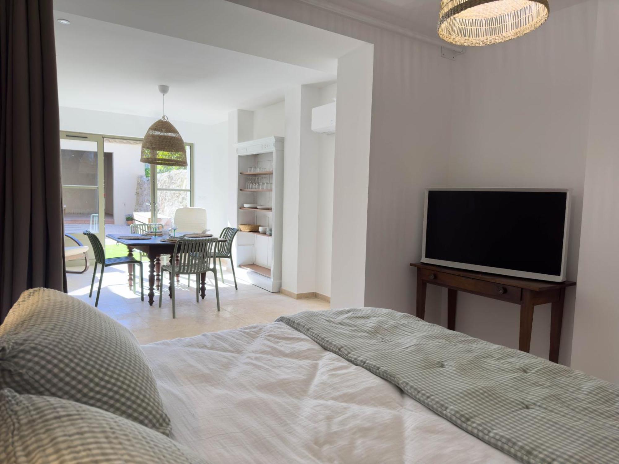 Les Suites Du 13 Aigues-Mortes Bagian luar foto